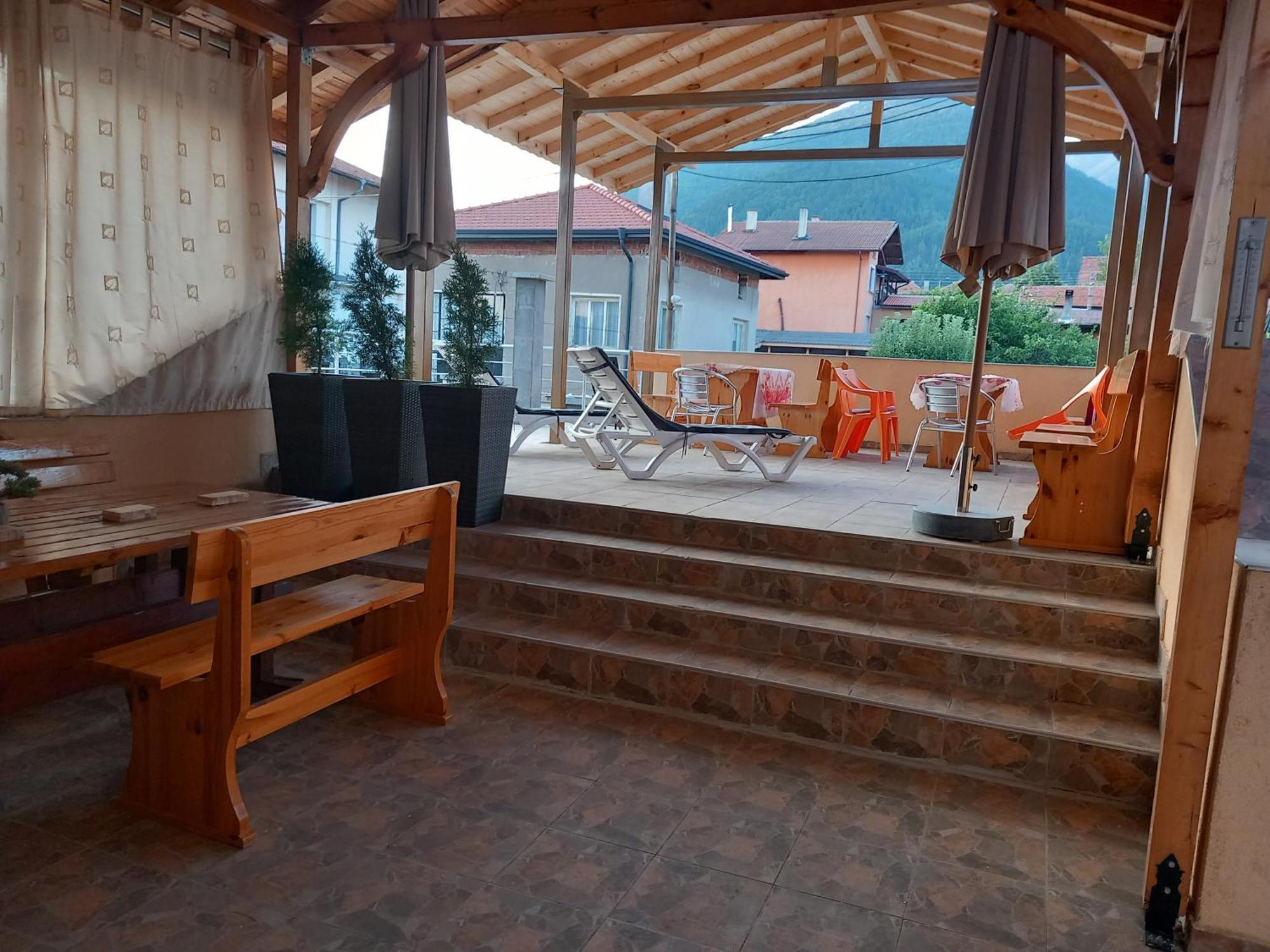 Vibo Guesthouse Sapareva Banya Exterior foto